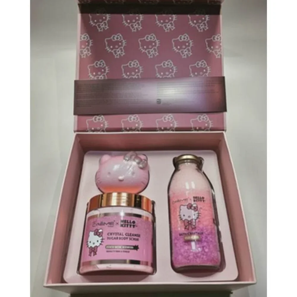 The Crème Shop Hello Kitty Lovely Luxury Set NIB - Picture 5 of 7
